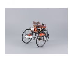 Replika Benz Patent Motor Car – historický model z roku 1885